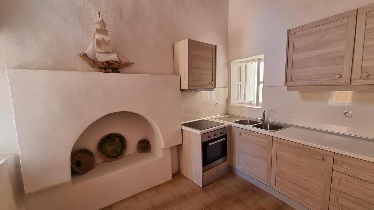 Kozas Art House, Symi Apartment Екстериор снимка