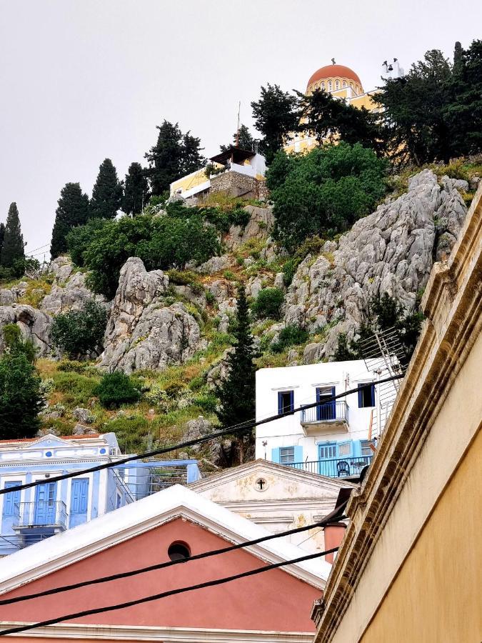 Kozas Art House, Symi Apartment Екстериор снимка
