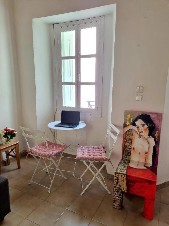 Kozas Art House, Symi Apartment Екстериор снимка